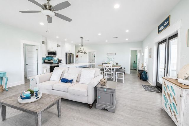 4305 Bolivar Circle, Port Bolivar, TX 77650