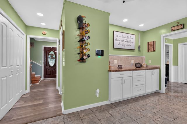 400 Sharondale Dr, Tullahoma, TN 37388
