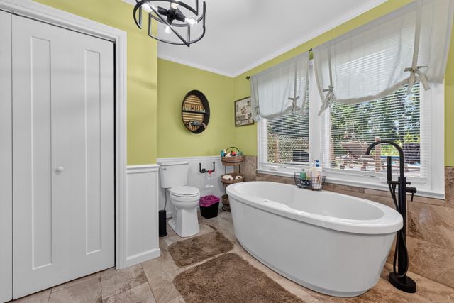 400 Sharondale Dr, Tullahoma, TN 37388