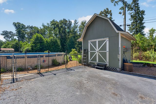 400 Sharondale Dr, Tullahoma, TN 37388