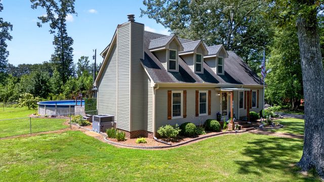 400 Sharondale Dr, Tullahoma, TN 37388
