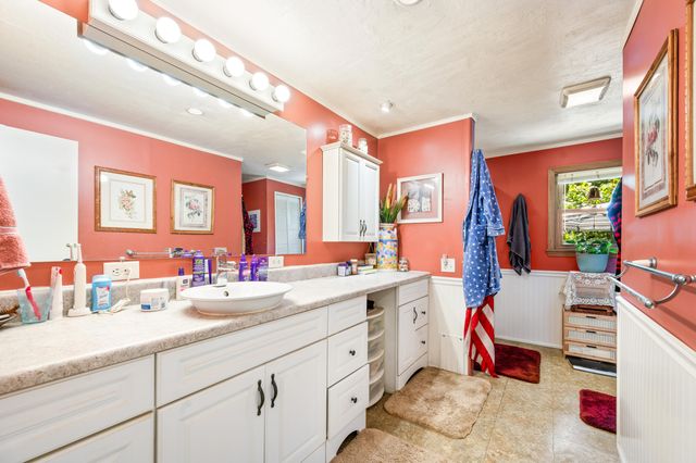 7746 N Manitonka Drive, Weidman, MI 48893