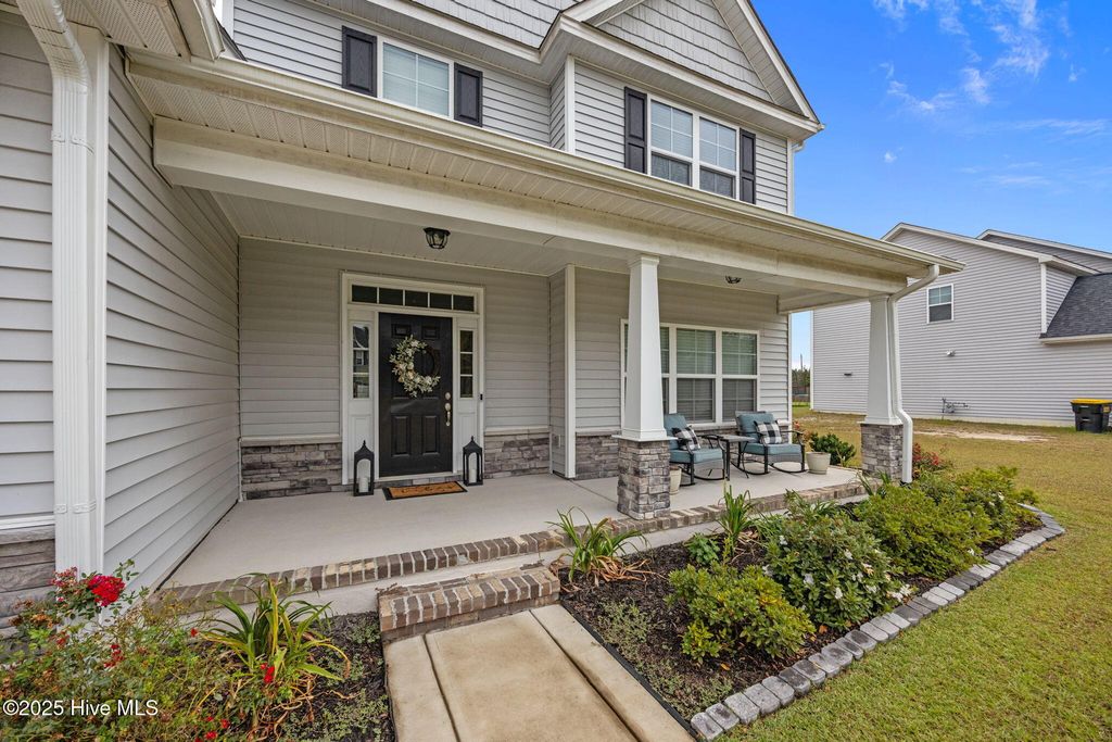 915 Arbor Rose Drive, Greenville, NC 27858