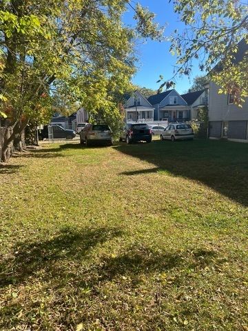 6826 S Honore Street, Chicago, IL 60636