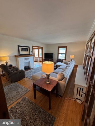 1500 N WEBSTER AVE, Dunmore, PA 18509