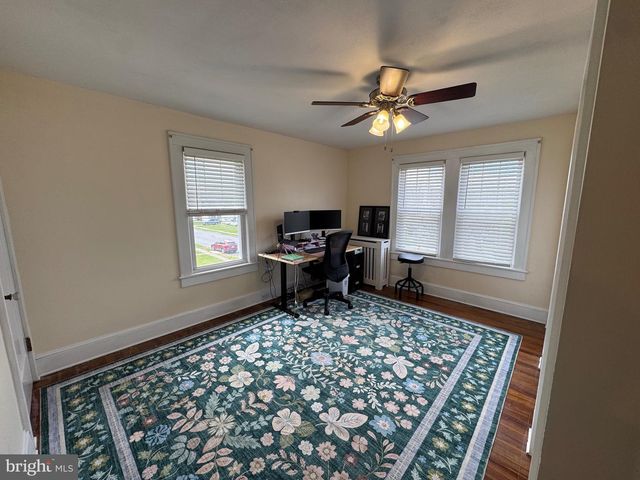 1500 N WEBSTER AVE, Dunmore, PA 18509