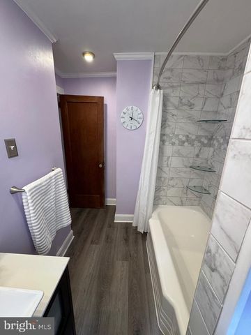 1500 N WEBSTER AVE, Dunmore, PA 18509