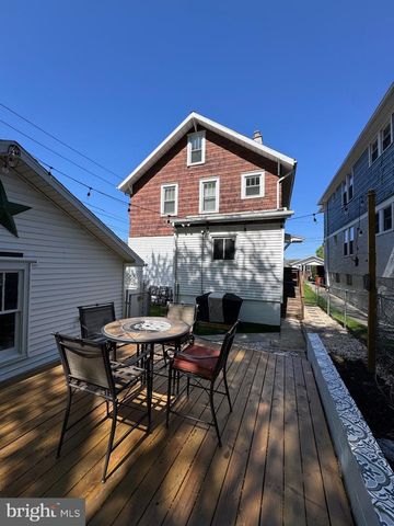 1500 N WEBSTER AVE, Dunmore, PA 18509