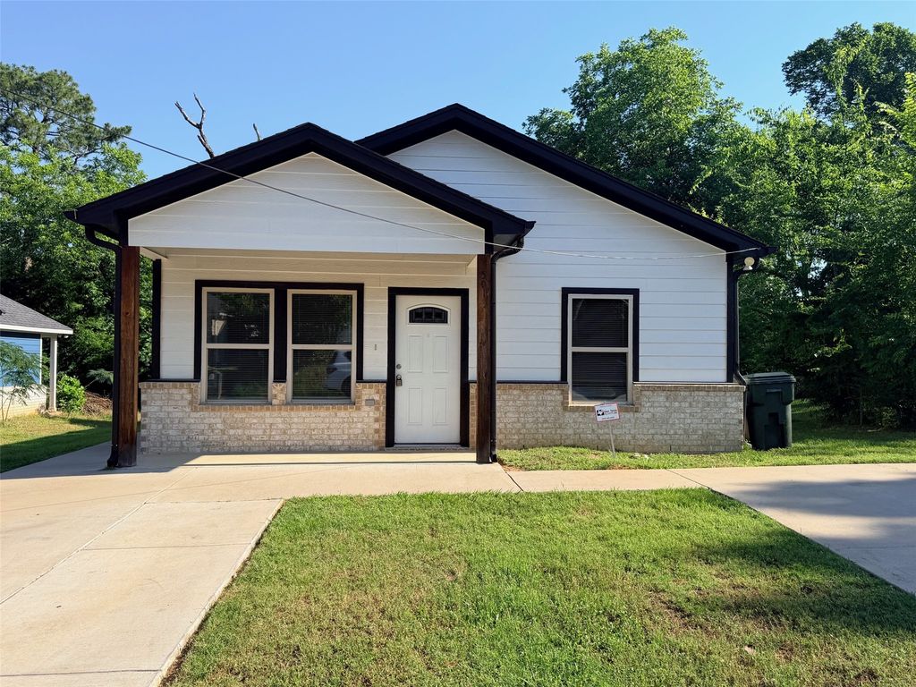 501 W Vance, Tyler, TX 75702