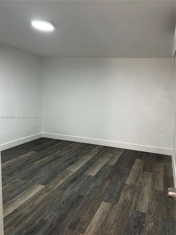 12455 SW 185th Ter 2, Miami, FL 33177