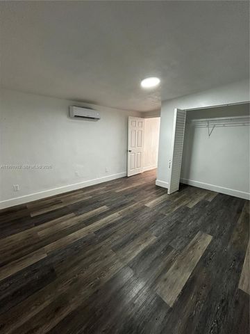 12455 SW 185th Ter 2, Miami, FL 33177