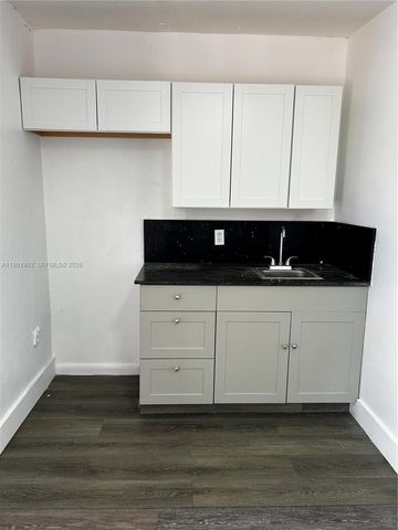 12455 SW 185th Ter 2, Miami, FL 33177