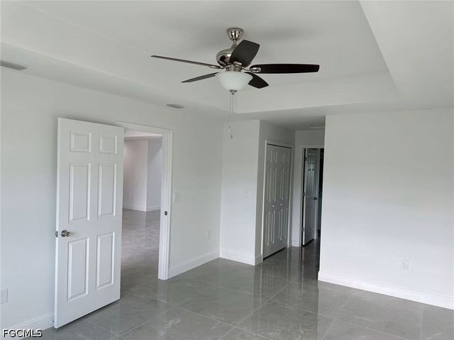 3705 26th ST SW, Lehigh Acres, FL 33976