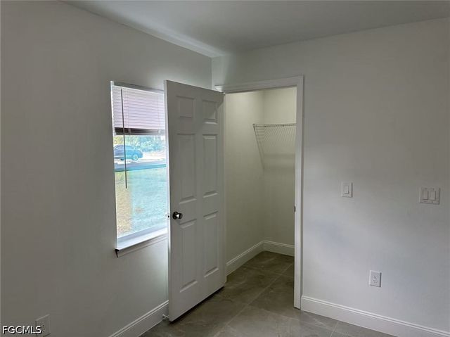 3705 26th ST SW, Lehigh Acres, FL 33976