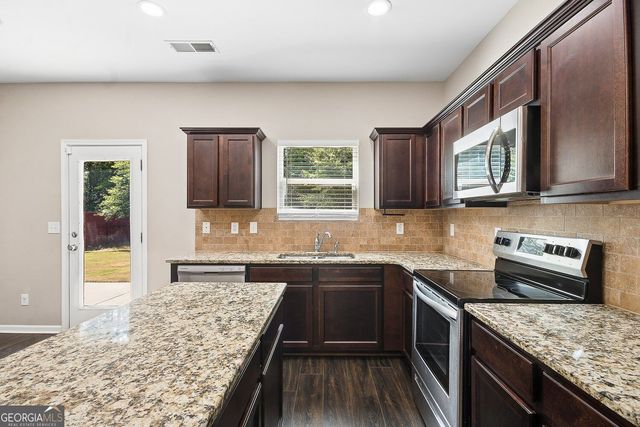 462 Fredrick Drive, Mcdonough, GA 30253