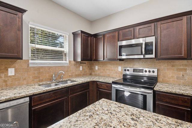 462 Fredrick Drive, Mcdonough, GA 30253