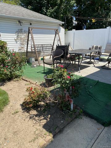 11301 209th Street, Queens Village, NY 11429
