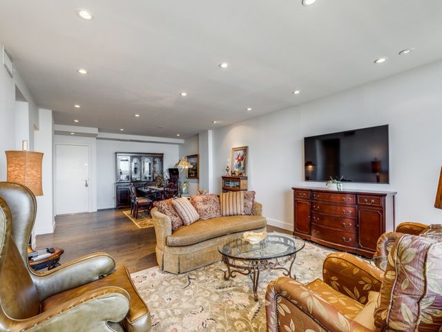 5200 Keller Springs Road 1126, Dallas, TX 75248