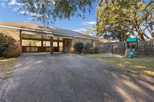 3807 Ashley S Drive, Mobile, AL 36608