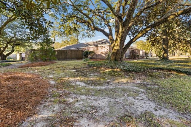 3807 Ashley S Drive, Mobile, AL 36608