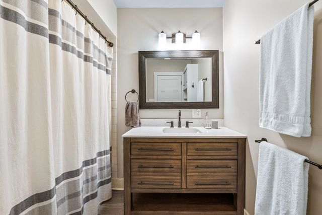 2618 S RHYOLITE Rd, Spokane, WA 99203