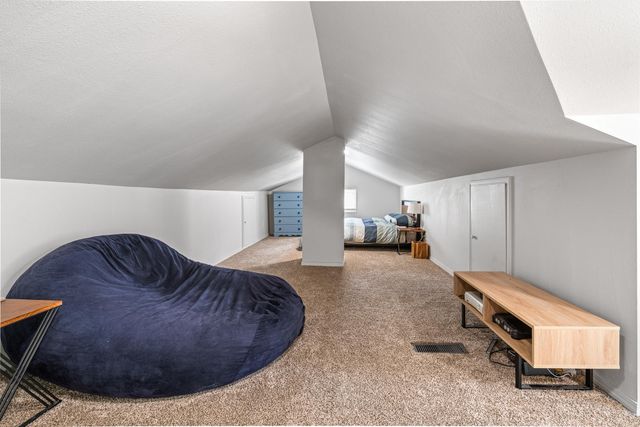 2618 S RHYOLITE Rd, Spokane, WA 99203
