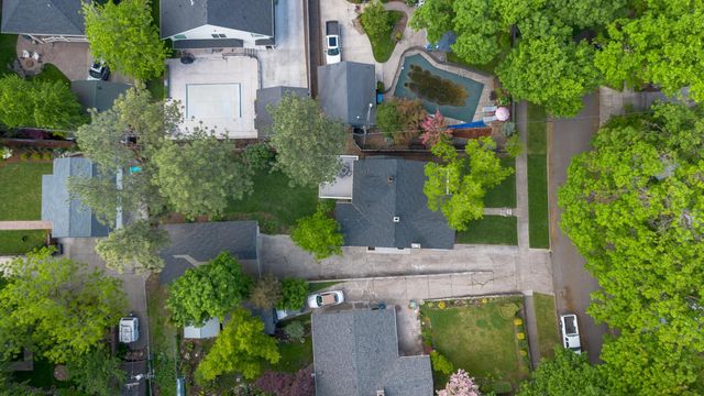 2618 S RHYOLITE Rd, Spokane, WA 99203