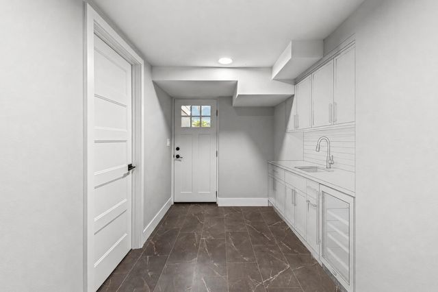 2618 S RHYOLITE Rd, Spokane, WA 99203