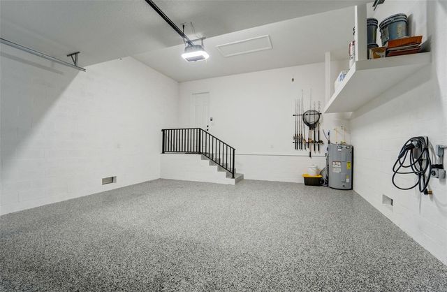 8144 37TH AVENUE CIRCLE W, Bradenton, FL 34209