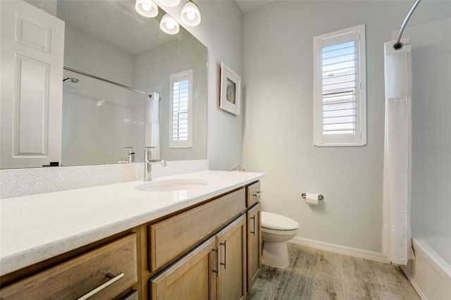 8144 37TH AVENUE CIRCLE W, Bradenton, FL 34209