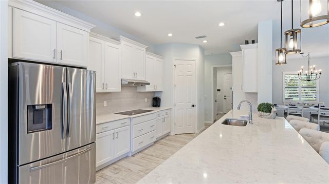 8144 37TH AVENUE CIRCLE W, Bradenton, FL 34209