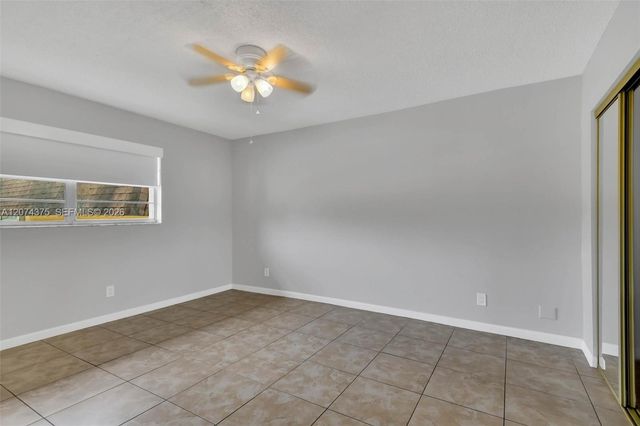 13730 SW 90th Avenue 29, Miami, FL 33176