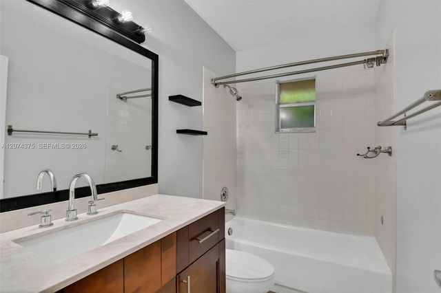13730 SW 90th Avenue 29, Miami, FL 33176