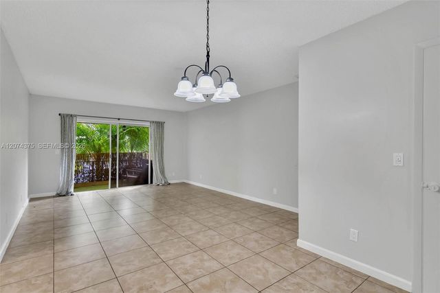 13730 SW 90th Avenue 29, Miami, FL 33176