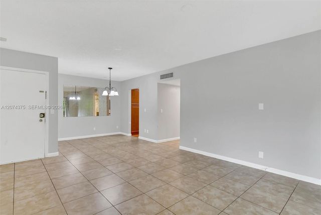 13730 SW 90th Avenue 29, Miami, FL 33176