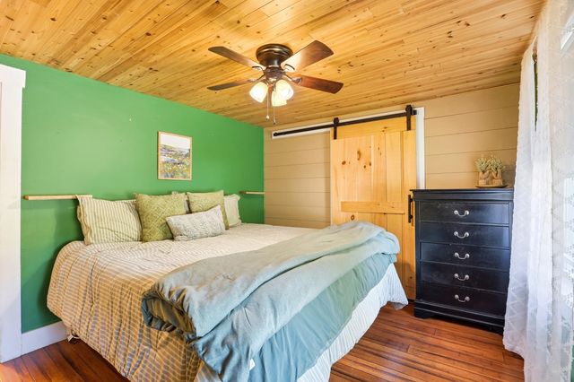 53 Sandown Road, Fremont, NH 03044