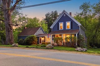 53 Sandown Road, Fremont, NH 03044