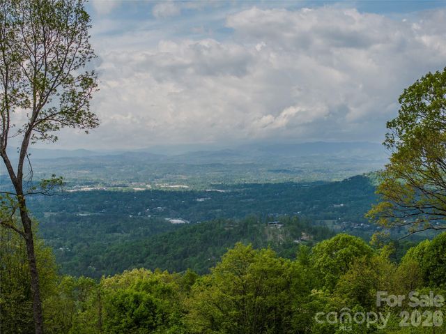 700 Elk Mountain Scenic Highway, Asheville, NC 28804