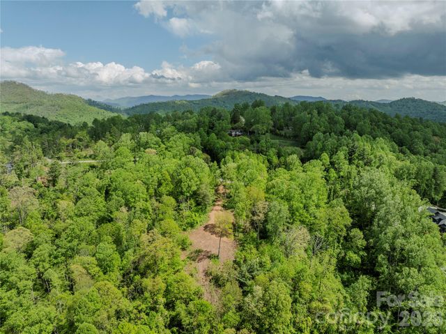 700 Elk Mountain Scenic Highway, Asheville, NC 28804