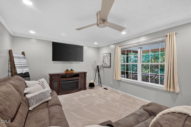 3308 Hawk Ridge Road, Chapel Hill, NC 27516