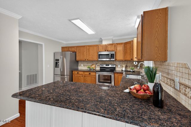 3308 Hawk Ridge Road, Chapel Hill, NC 27516