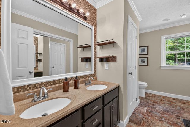 3308 Hawk Ridge Road, Chapel Hill, NC 27516