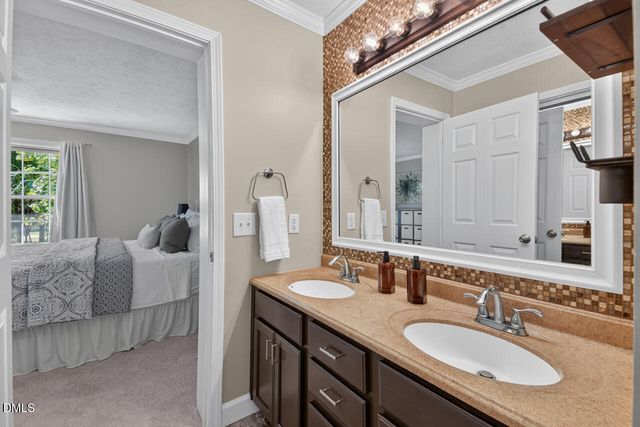 3308 Hawk Ridge Road, Chapel Hill, NC 27516
