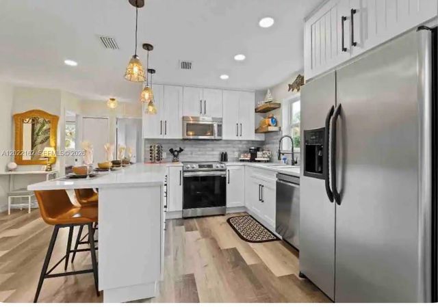 301 N Hollywood Ave, Daytona, FL 32118
