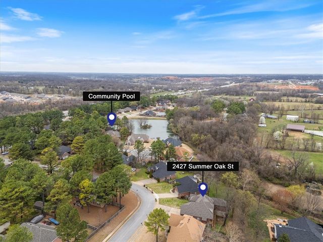 2427 Summer Oak Street, Springdale, AR 72762