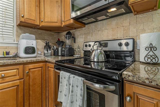 1005 Erwin Hill Church Rd SE, Calhoun, GA 30701