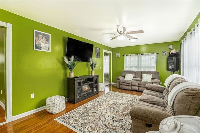 1005 Erwin Hill Church Rd SE, Calhoun, GA 30701