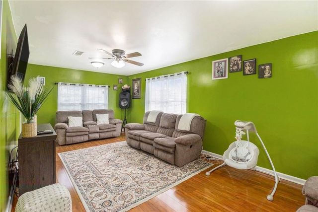 1005 Erwin Hill Church Rd SE, Calhoun, GA 30701