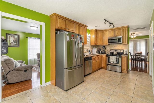 1005 Erwin Hill Church Rd SE, Calhoun, GA 30701