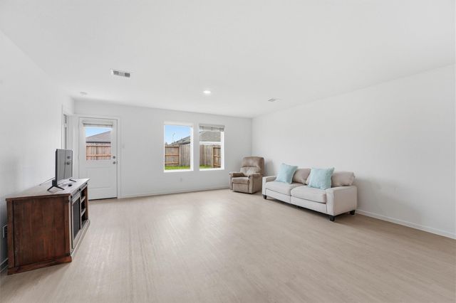 9311 Coral Trout Way, Baytown, TX 77521